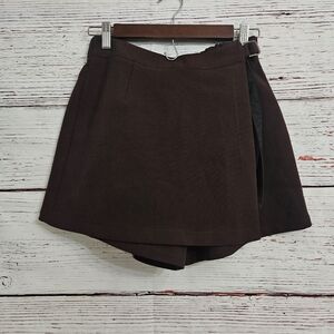 NWOT Women's Burgundy Skort Size M